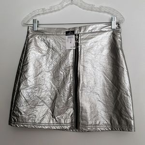 NWT Rue21 Silver Skirt Size M